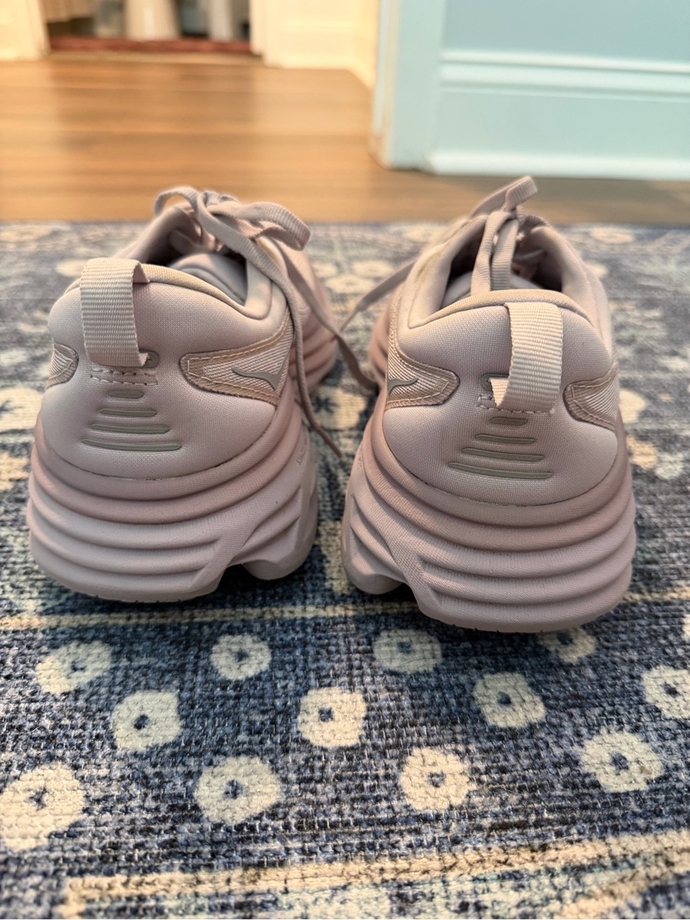 HOKA Bondi 8 Lavender Running Shoes - Picture 5 of 7